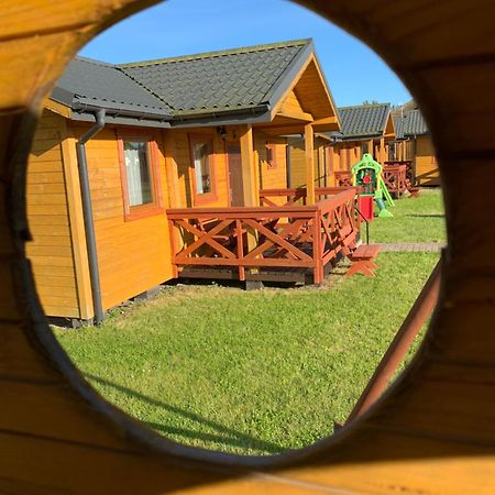 Villa Aurelia Pokoje Goscinne I Domki Letniskowe Mielenko Buitenkant foto