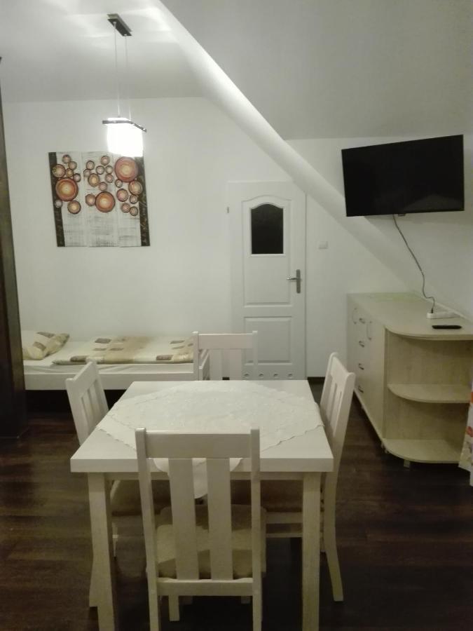 Villa Aurelia Pokoje Goscinne I Domki Letniskowe Mielenko Buitenkant foto
