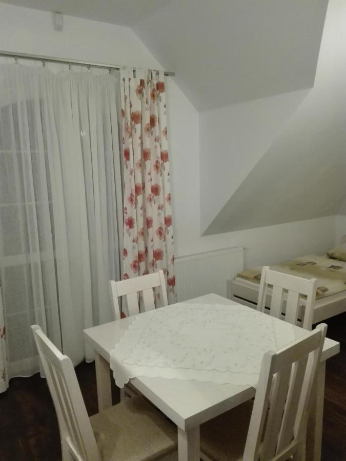 Villa Aurelia Pokoje Goscinne I Domki Letniskowe Mielenko Buitenkant foto