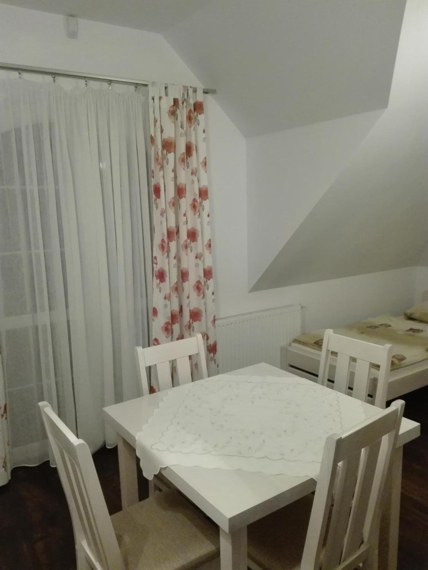 Villa Aurelia Pokoje Goscinne I Domki Letniskowe Mielenko Buitenkant foto