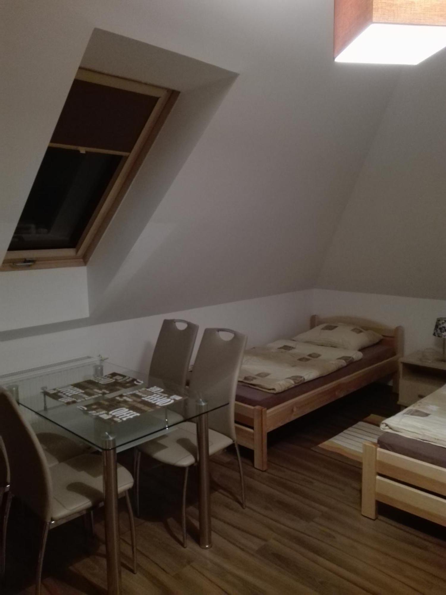 Villa Aurelia Pokoje Goscinne I Domki Letniskowe Mielenko Buitenkant foto
