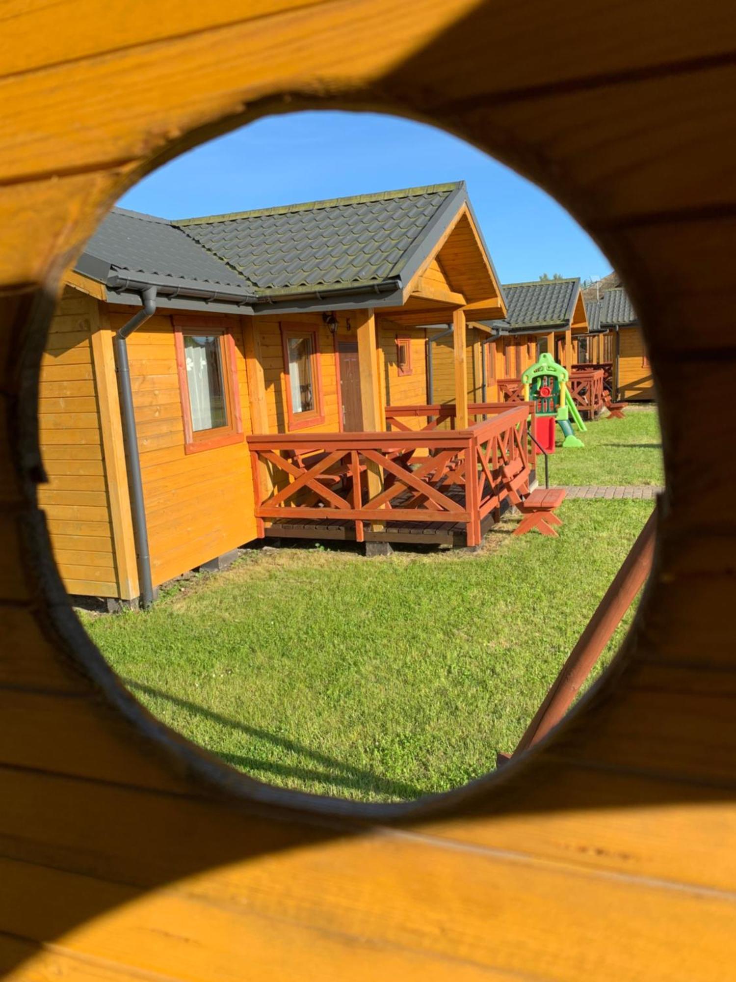 Villa Aurelia Pokoje Goscinne I Domki Letniskowe Mielenko Buitenkant foto